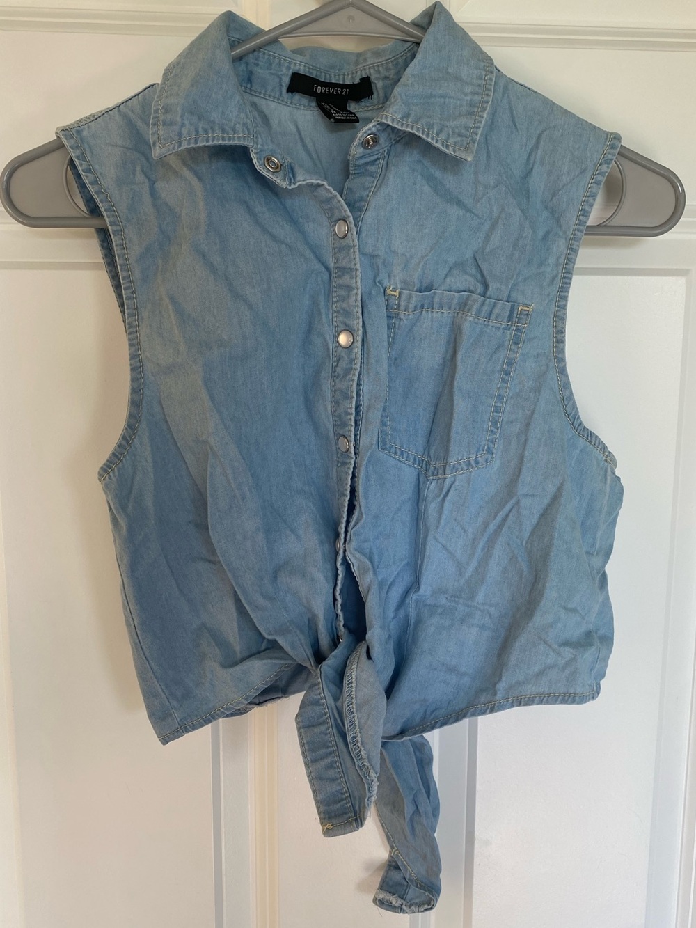 Forever 21 100% Cotton Cropped Vest
